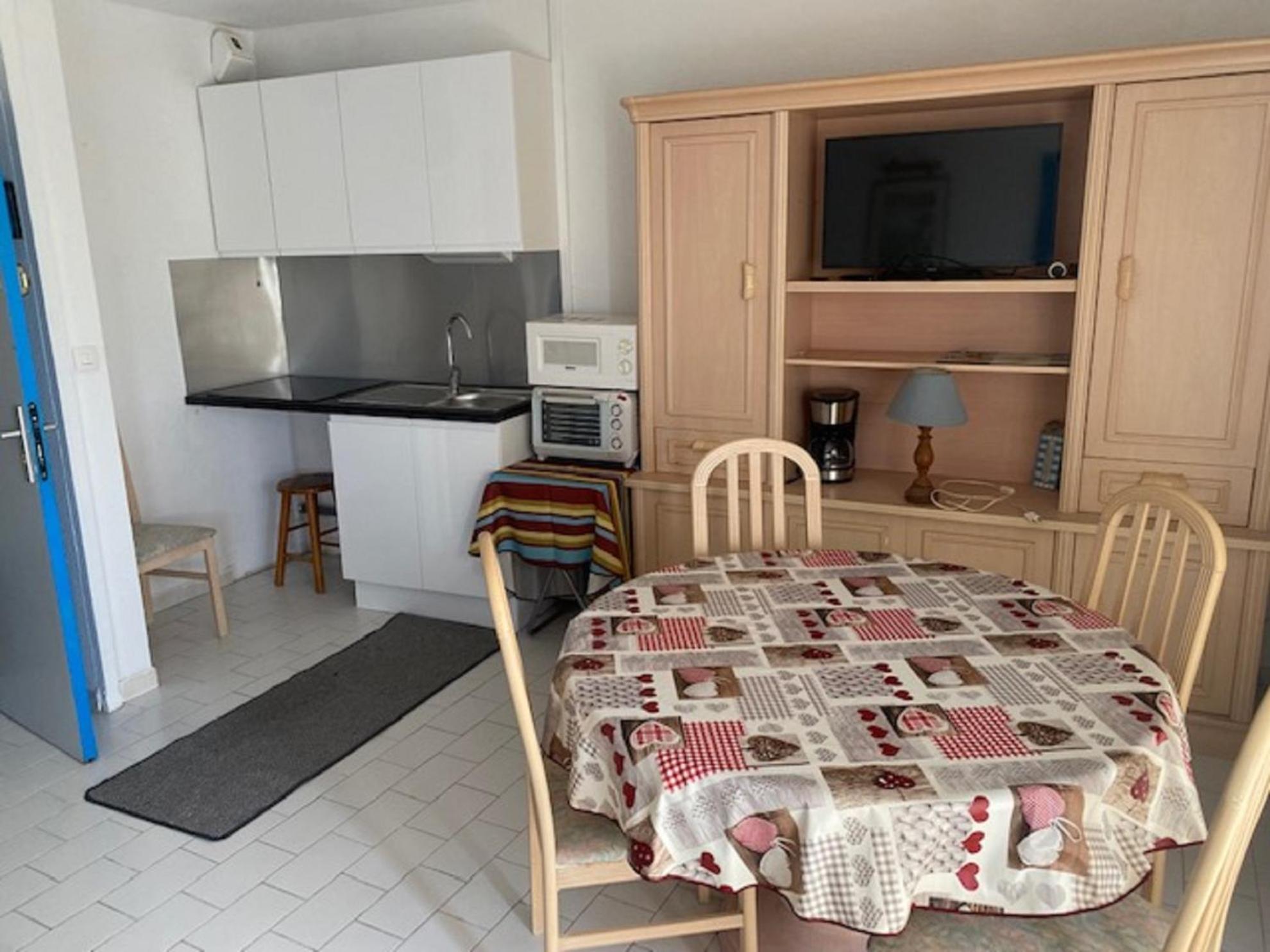 Vittoria Immobilier 12 -Reglement Sur Place - Cheques Vacances Acceptes ลา กร็องเดอ-ม็อต ห้อง รูปภาพ